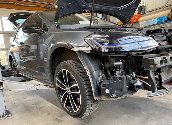 Unfallreparatur Kfz-Werkstatt